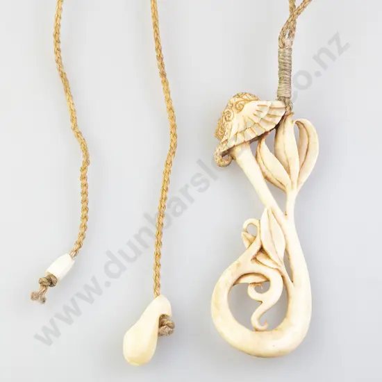 NZ Bone Carver Dave Hegglun Pendant