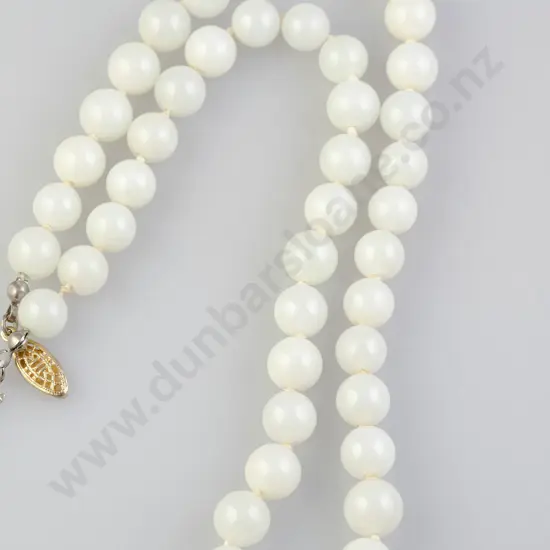 Single Strand Uniform White Jade Bead Necklace
