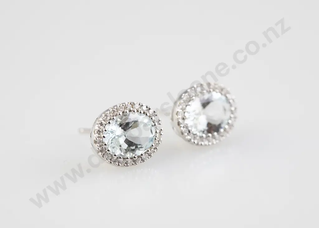 Pair 14ct White Gold Aquamarine and Diamond Cluster Stud Earrings Image 1++