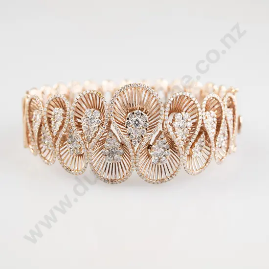 18ct Rose Gold 498 Stone Diamond Fancy Hinged Snap Bangle
