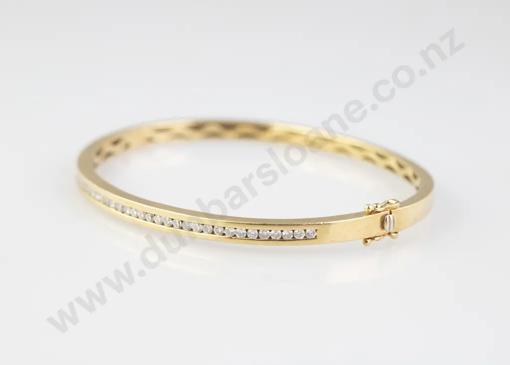 18ct 36stone Diamond Hinged Snap Bangle Image 1++