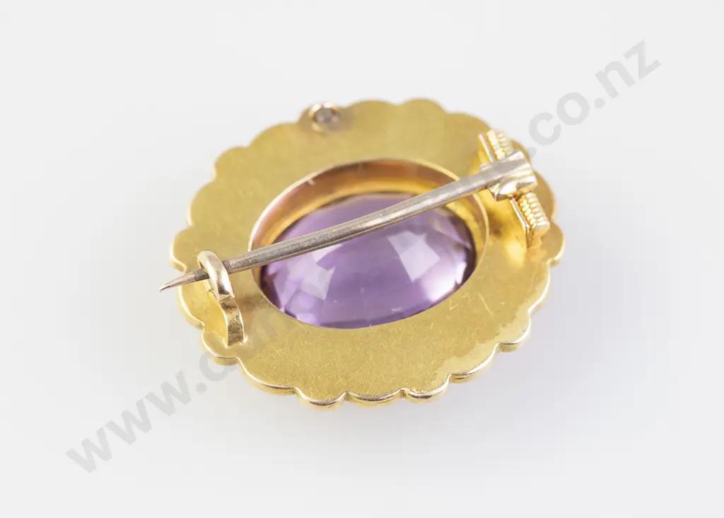 Victorian 9ct Single Amethyst Brooch Image 1++
