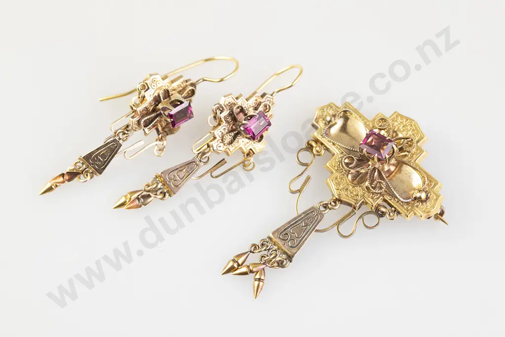 Victorian 9ct Amethyst Brooch and Pair Matching Earrings Image 1++