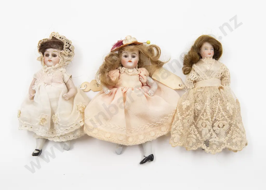 Three Tiny All Bisque Dolls Image 1++