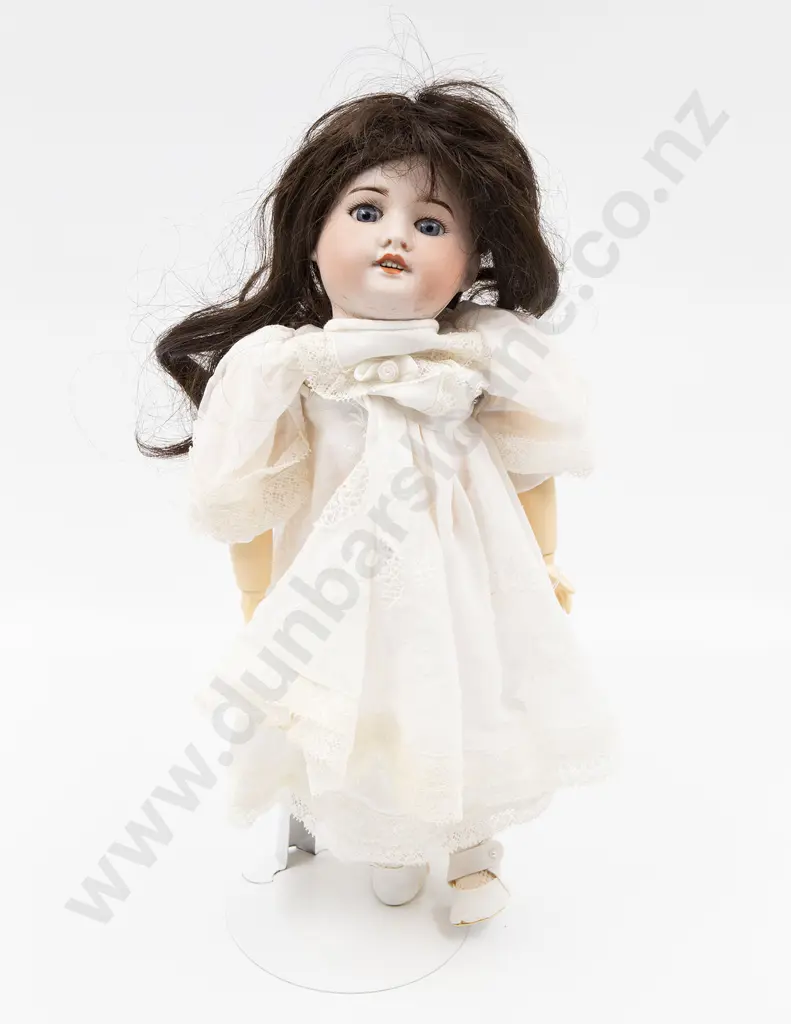 SFBJ BIsque Doll Image 1++