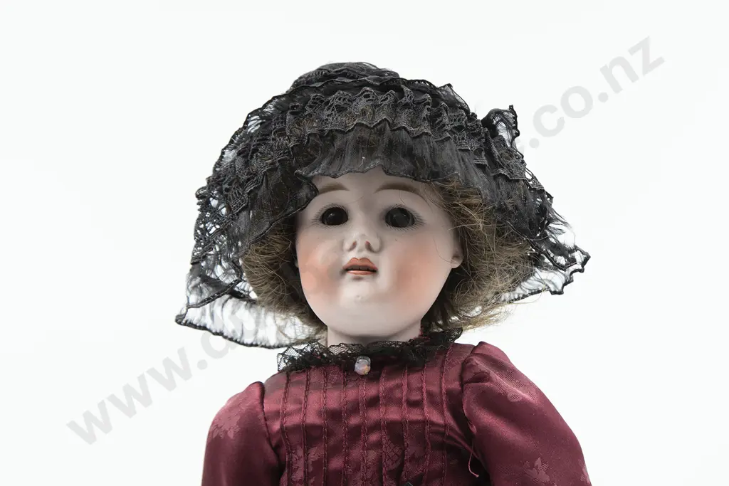 Un-identified Bisque Doll Image 1++
