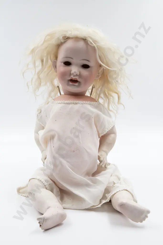 Porzellanfabrik Mengersgereuth Bisque Character Baby Doll Image 1++