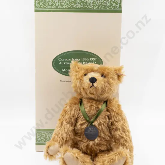 Steiff Captain James 1996/1997 Australasian Bear 42
