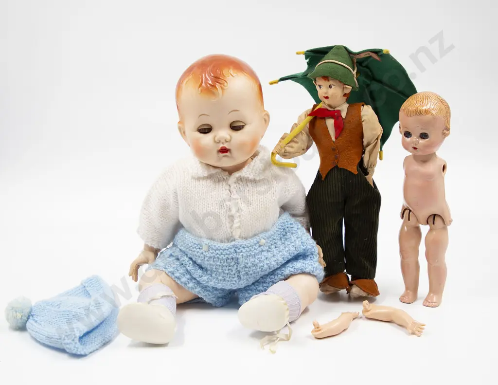 Selection Various Dolls Image 1++