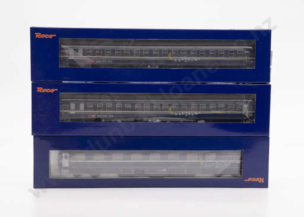 Roco 64763 (x2) and 64764 (3) Image 1++