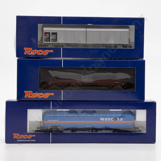 Roco 66689 and 67771 and 66469 (3)