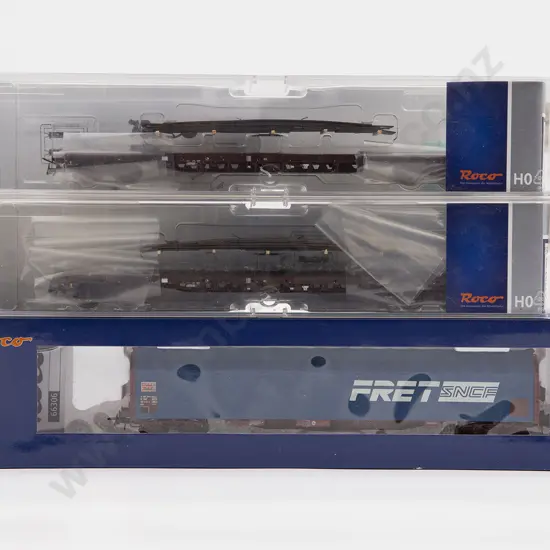 Roco 67282 (x2) and 66306 (3)