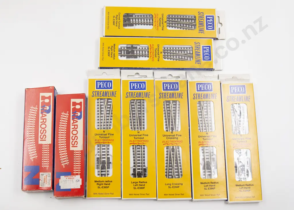 N Gauge Peco and Mixed Manufacture Railway Accessories Image 1++