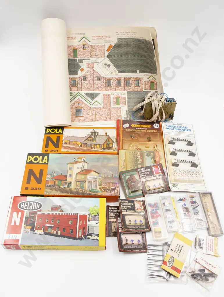 N Gauge Mixed Manufacture Railway Accessories Image 1++