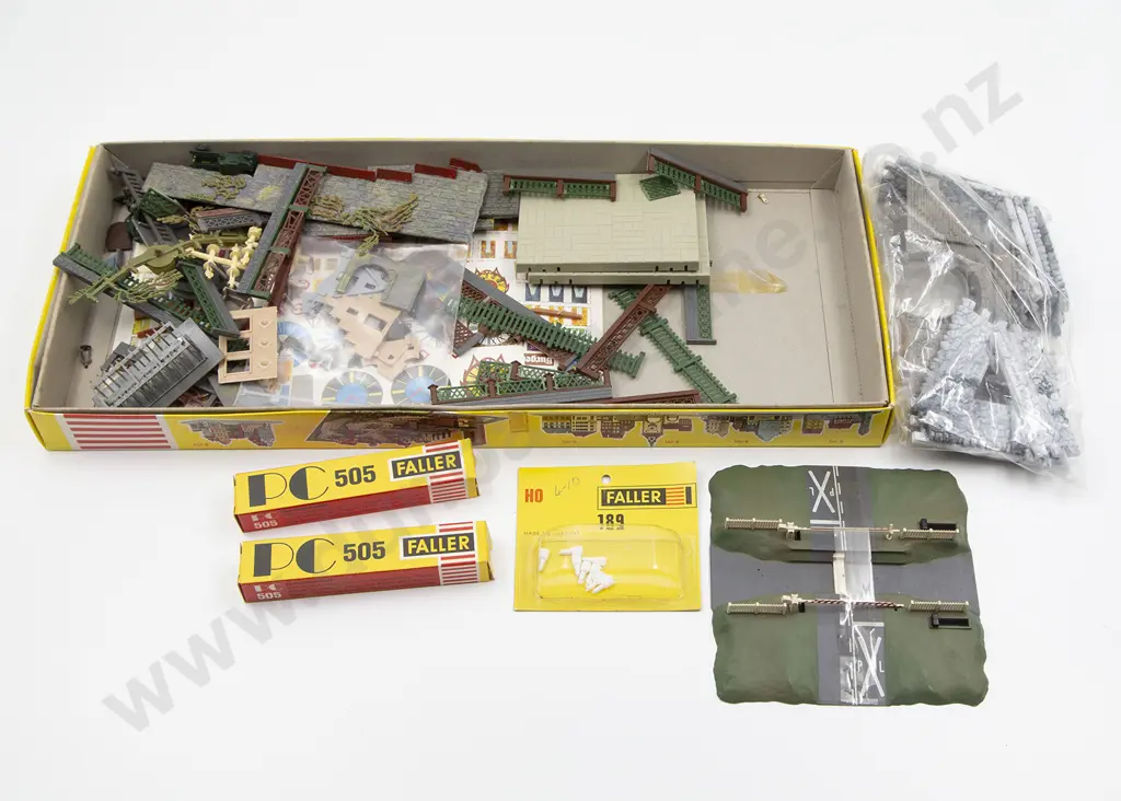 N Gauge Mixed Manufacture Railway Accessories Image 1++