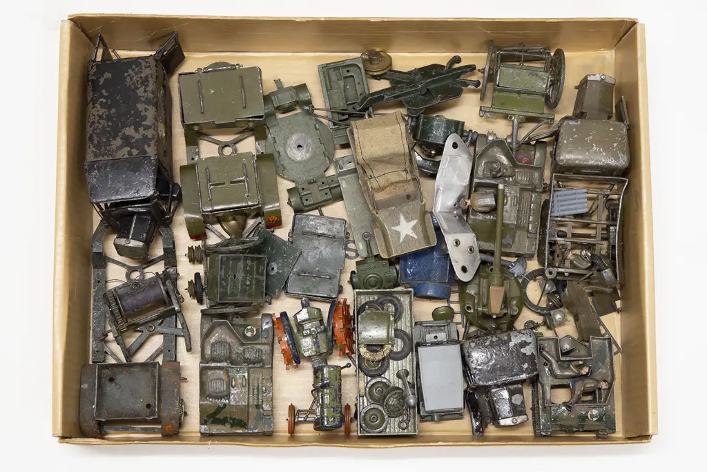 Qty Britains Military Vehicles Image 1++