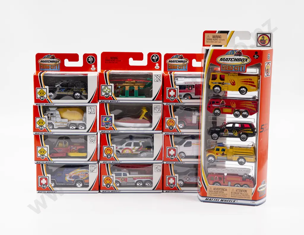 Boxed as New Matchbox Mattel Wheels 1-75 Series Image 1++