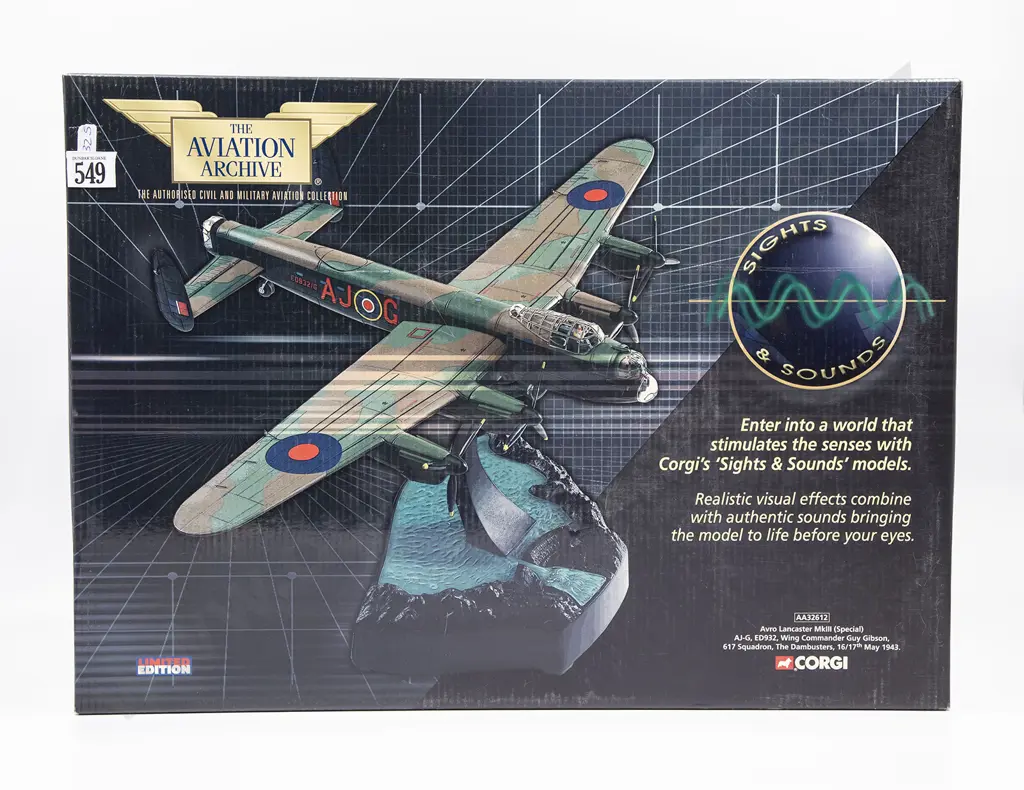 As New Corgi AA32612 Aviation Archive Diecast 1:72 Model Image 1++