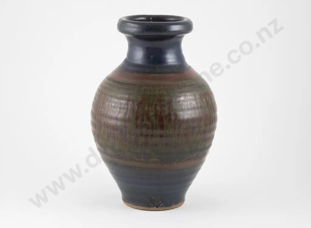 Mirek Smisek Vase Image 1++