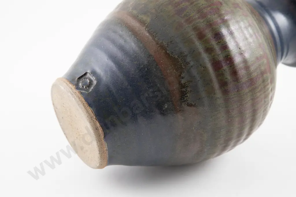 Mirek Smisek Vase Image 1++