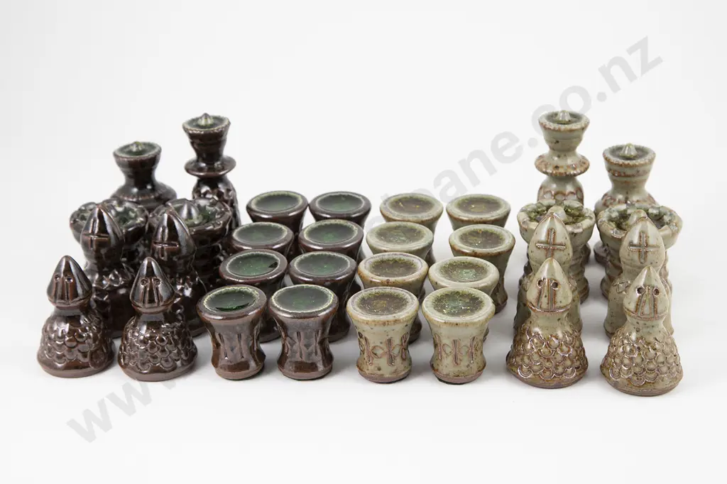 Mirek Smisek Chess Set Image 1++