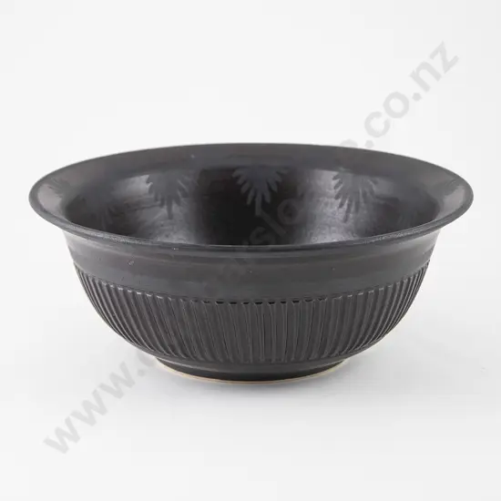 Anneke Borren Bowl
