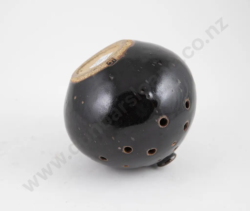 Len Castle Pierced Vase Image 1++
