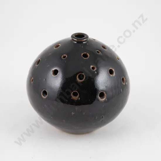 Len Castle Pierced Vase