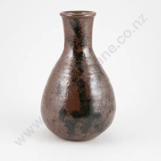 Len Castle Beaker Vase