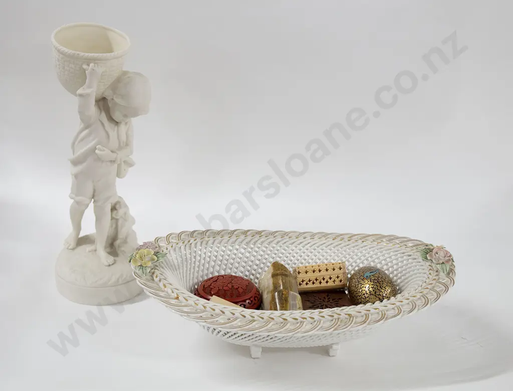 Quantity Of Assorted Including Cinnabar Lacquered Trinket Box And Onyx Ornament With Small Statue Etc. Image 1++