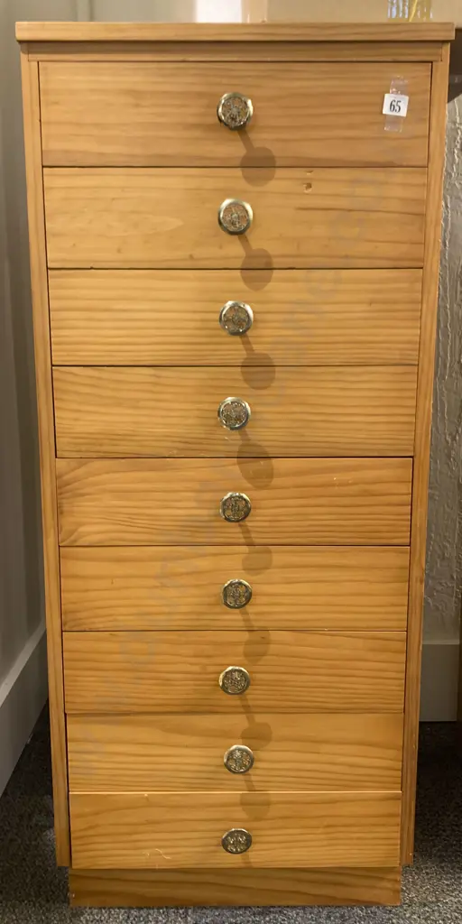 Nine-Drawer Pine Chest Of Shells Image 1++