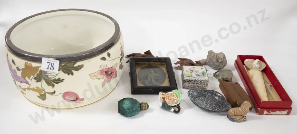 Floral Salad Bowl And Selection of Small Collectibles Image 1++