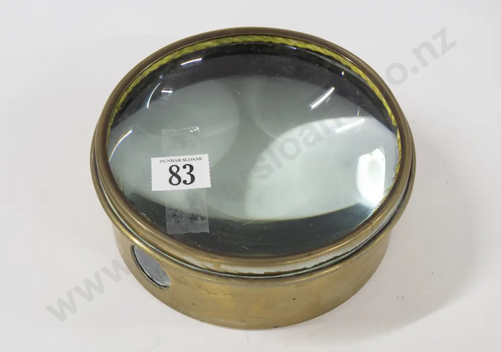 Large Brass-Cased Magnifying Glass Image 1++