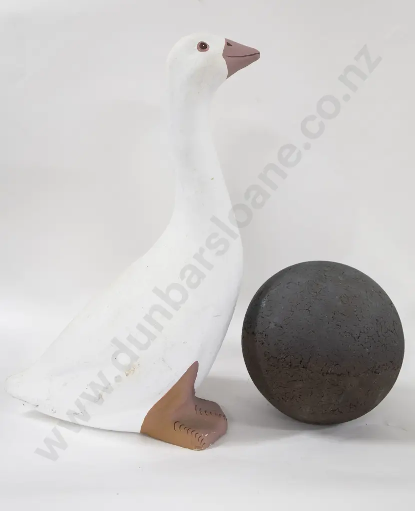 Box With Goose Ornament Image 1++