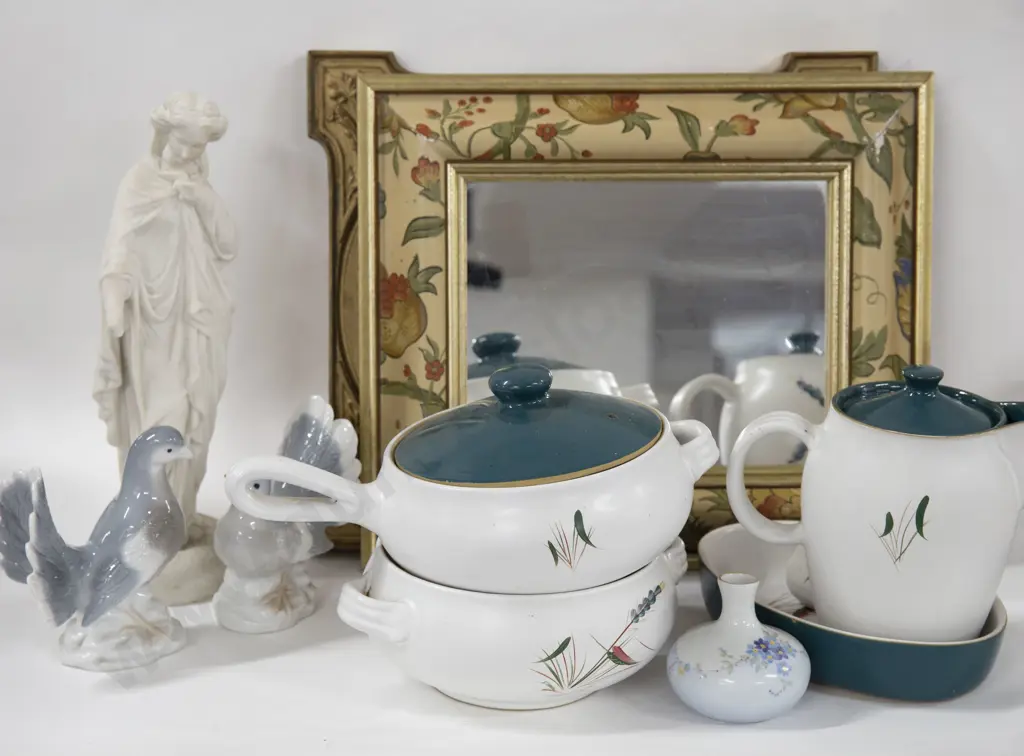 Box With Denby Crockery Image 1++