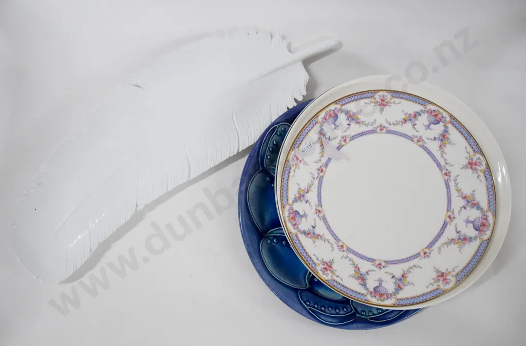 Box Of China Plates And Dishes Image 1++