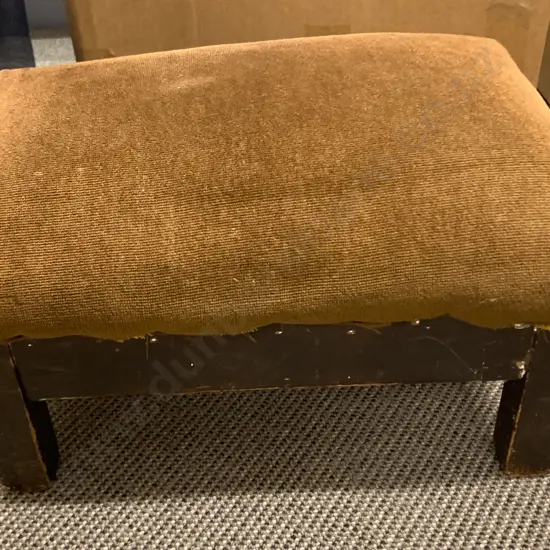 Box With Footstool