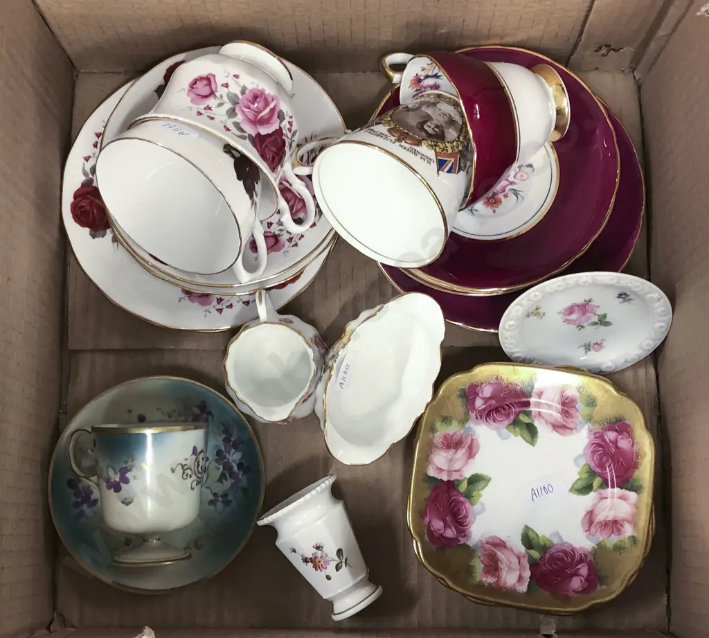 Quantity Of Fancy Tea China Including Royal Albert And RD Etc. Image 1++