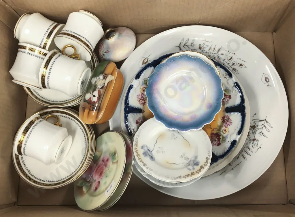 Box Of Assorted China Including Royal Bayreuth Image 1++