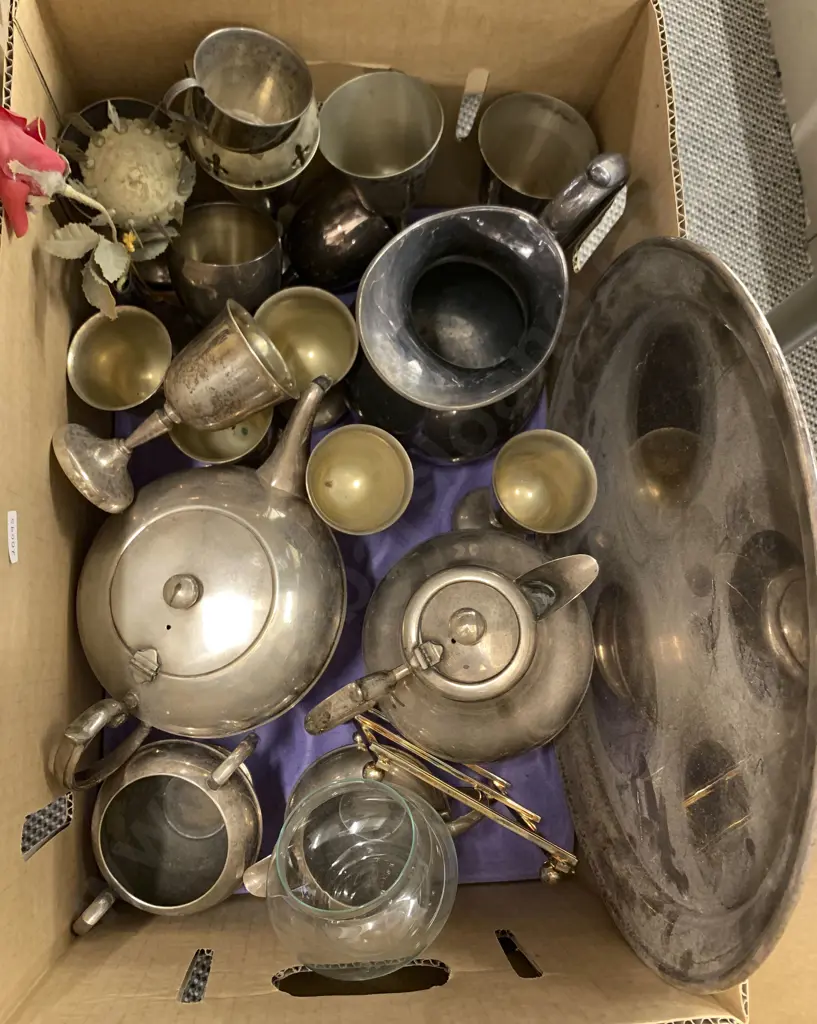 Box Of Assorted Silver Plate Image 1++