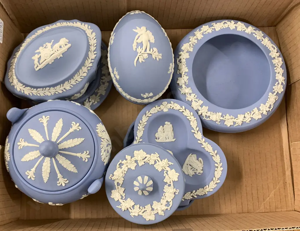 Nine Pieces Of Wedgwood Image 1++