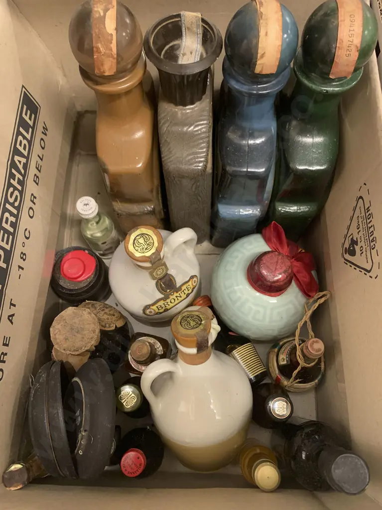 Box Of Assorted Alcohol Image 1++