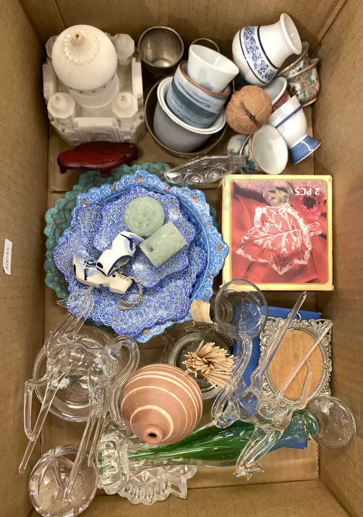 Box Of Assorted Including Asian Enamel Image 1++