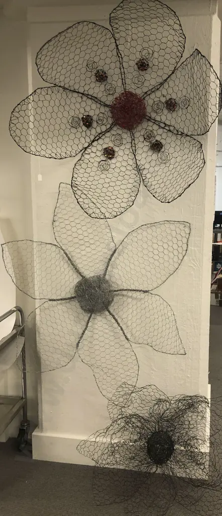 Three Wall Hanging Wire Work Flower Sculptures Image 1++