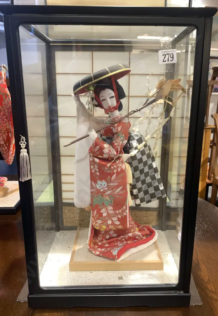 Two Japanese Geisha Dolls with Glazed Display Cases Image 1++