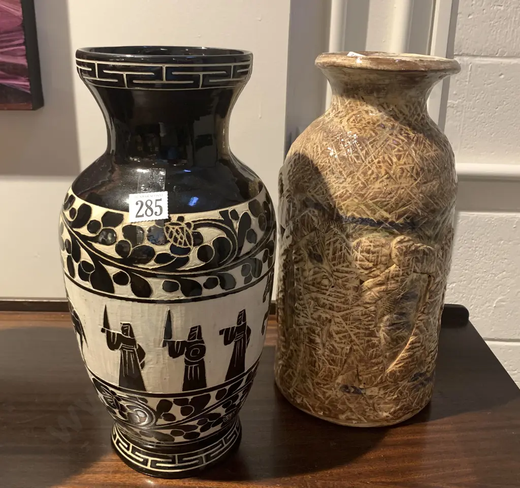 Two Vases Image 1++