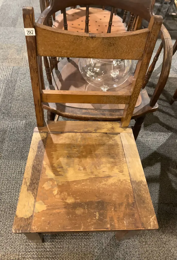 Commode Chair with covered potty Image 1++