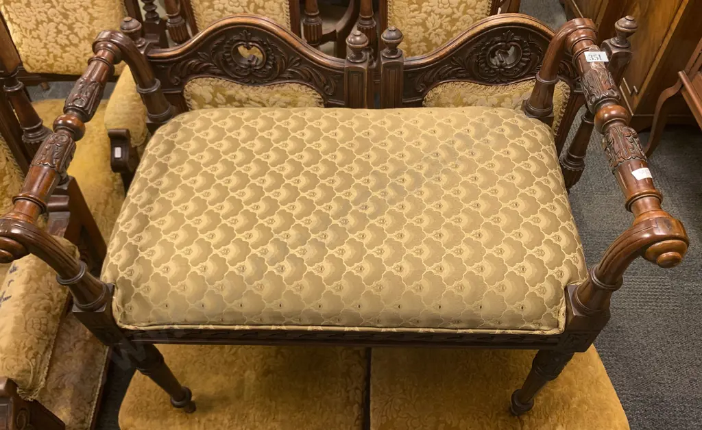 Reproduction Mahogany Window Seat Image 1++