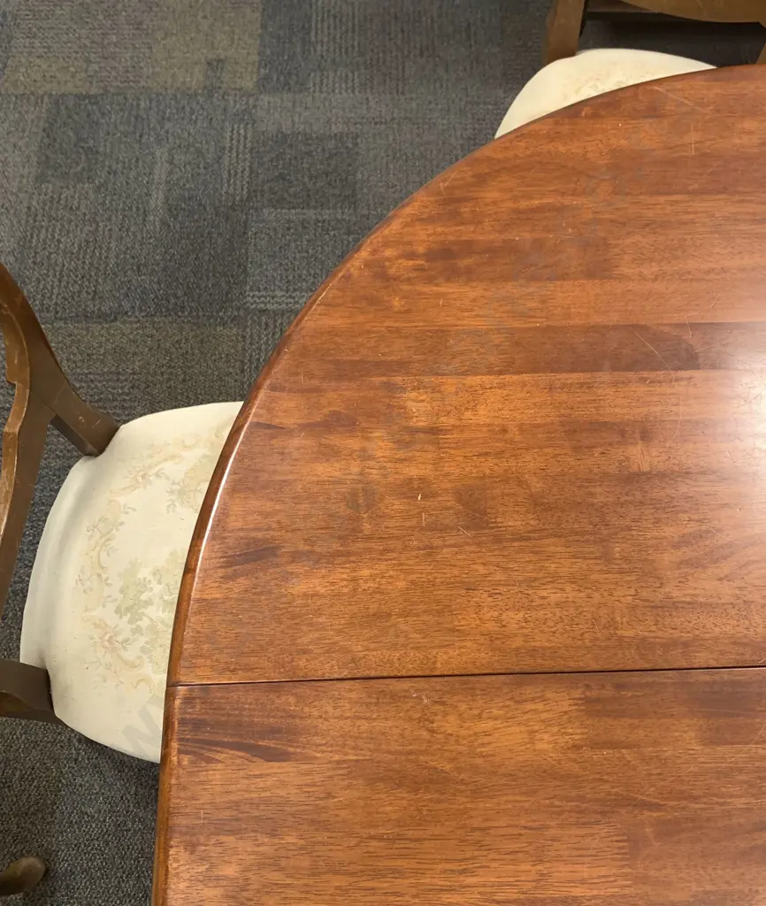 Modern Dining Table and Six Chairs Image 1++