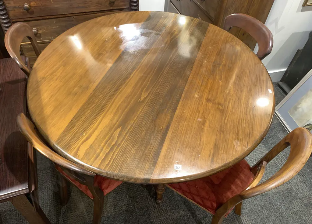 Circular Dining Table and Four Balloon Back Chairs Image 1++